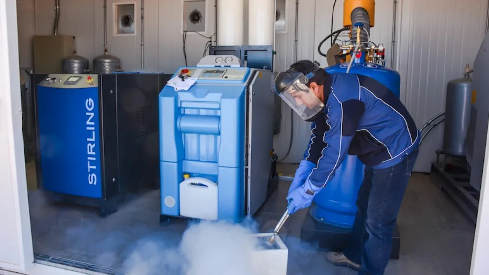 Atacama Large Millimeter Array, Chile; telescope; detector cooling; telescope; detector cooling; infrared sensor cooling; LN2;