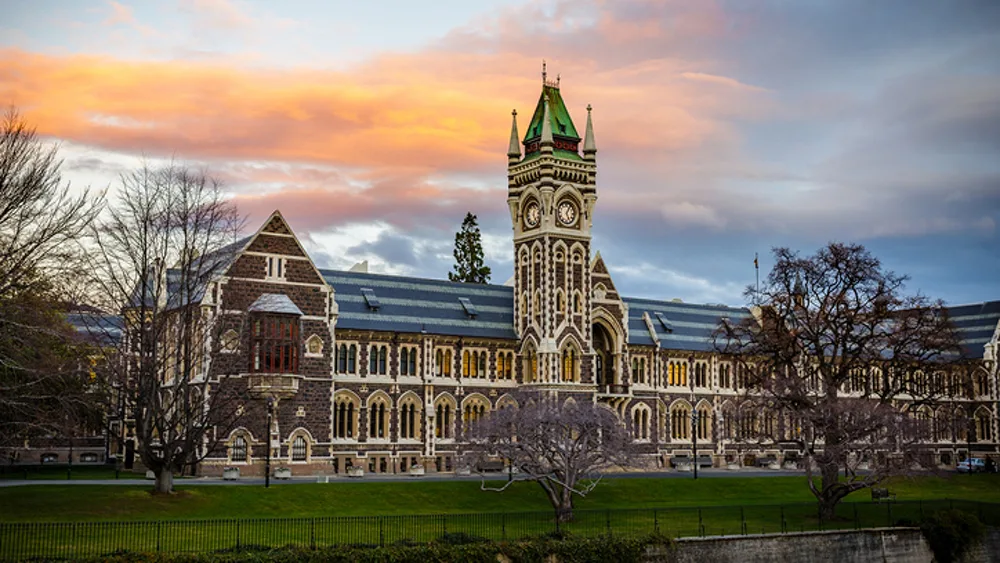 University of Otago, New Zealand; liquid nitrogen; biobanking; science; liquid nitrogen consumption; liquid nitrogen tapping; dispensing system; research department; electron microscopy