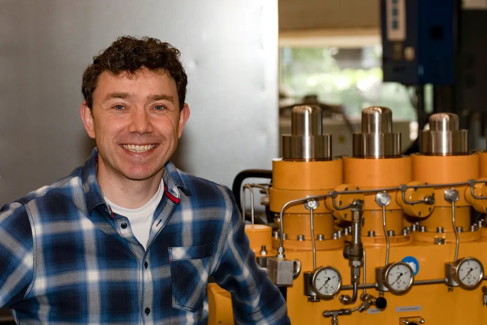 Process Engineer, Stirling Cryogenics, liquefaction