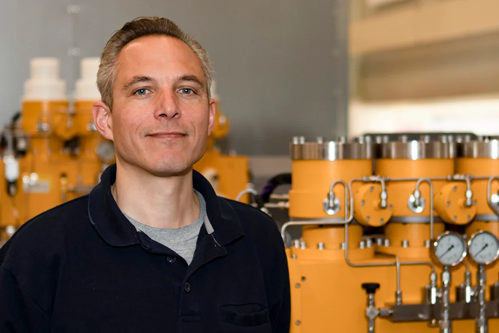 Team Leader Production, Stirling Cryogenics, liquefaction